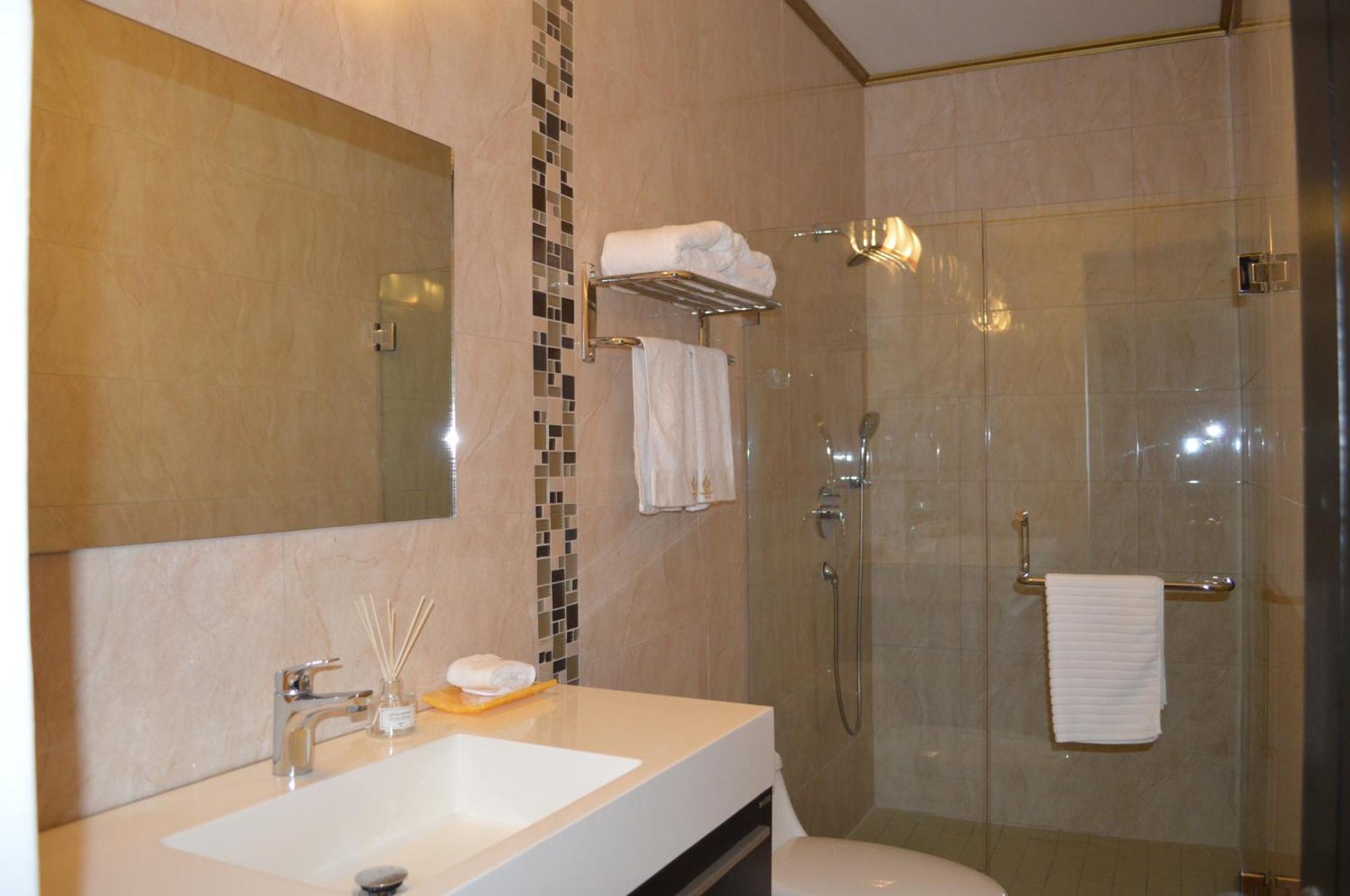 Hotel Crowner David Kültér fotó