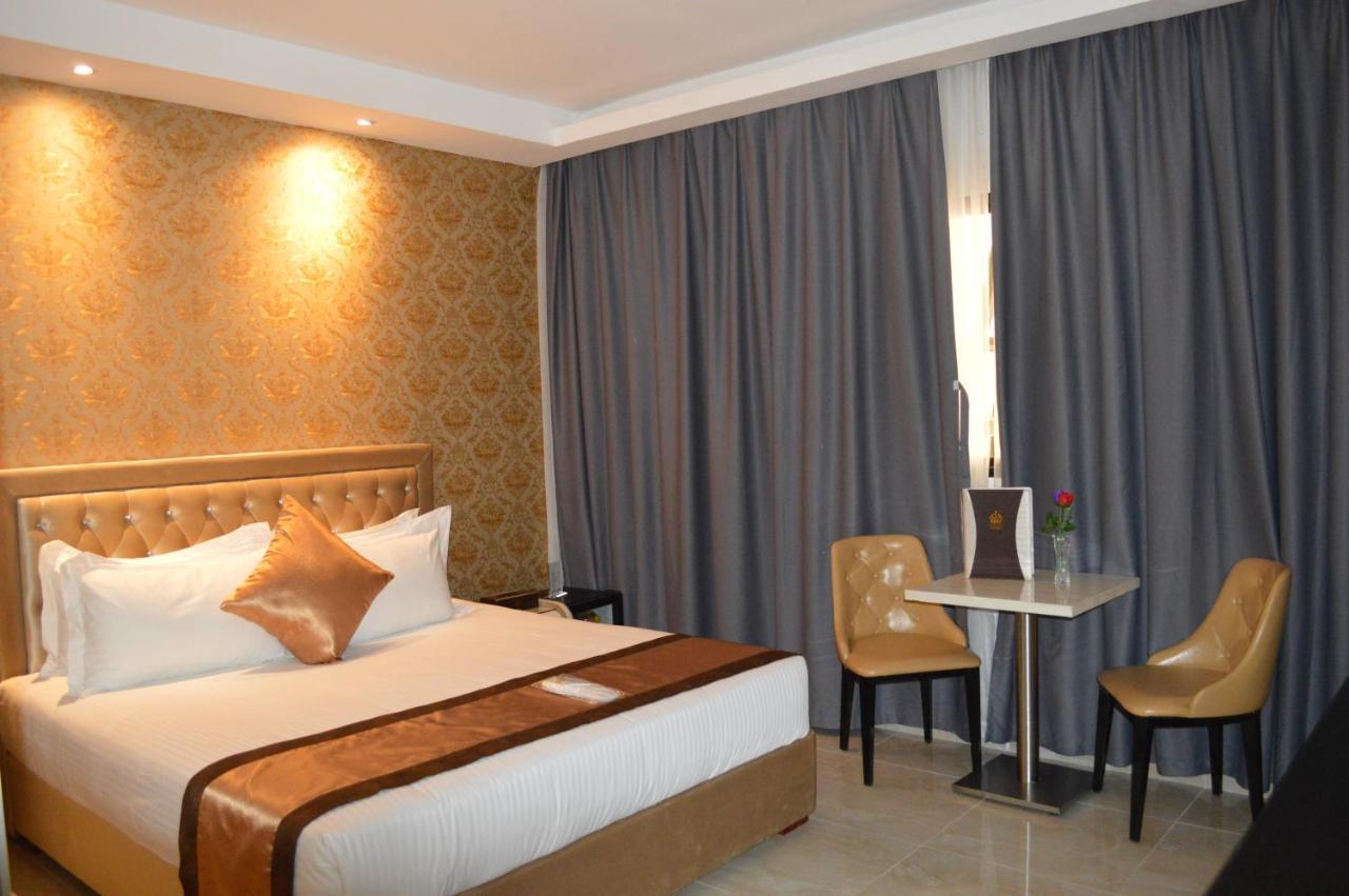 Hotel Crowner David Kültér fotó